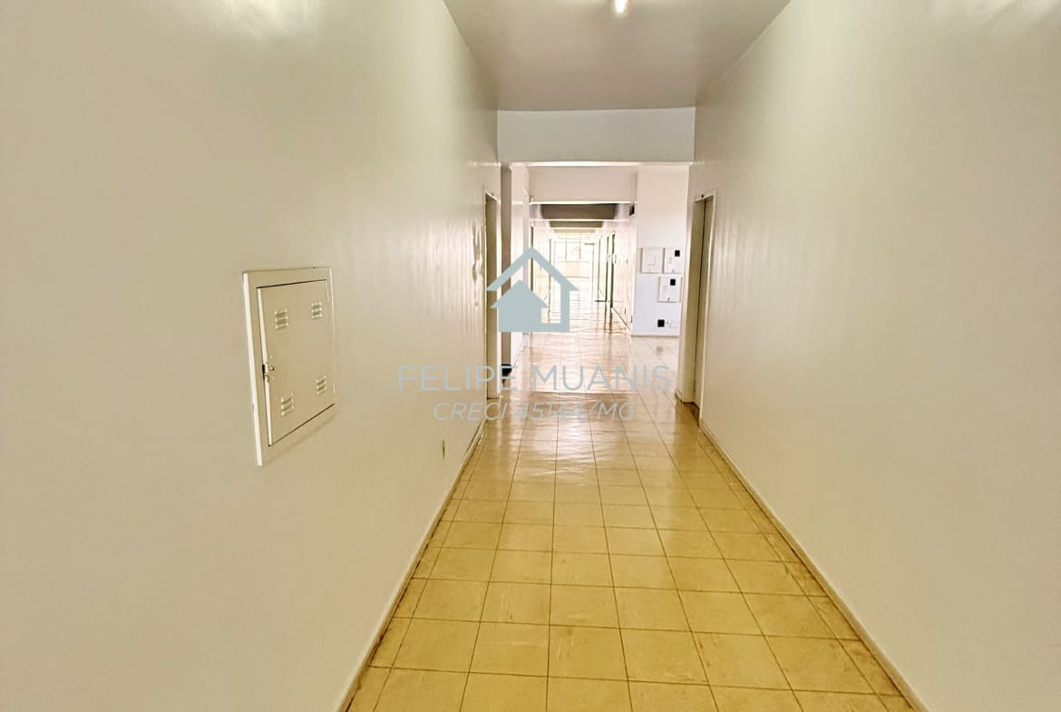 Espaço estratégico para o seu negócio no Centro de Ponte Nova. 📍
