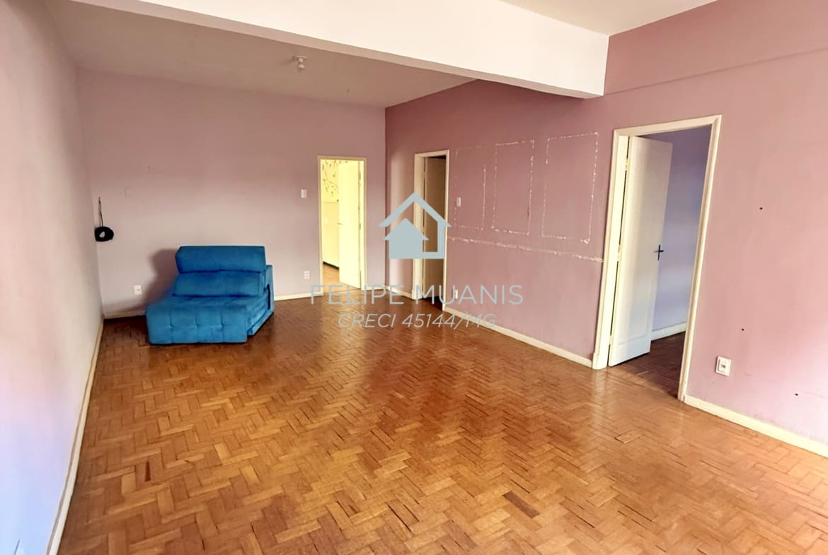 Apto de 235 m² no Bairro Palmeiras | Sem Condomínio