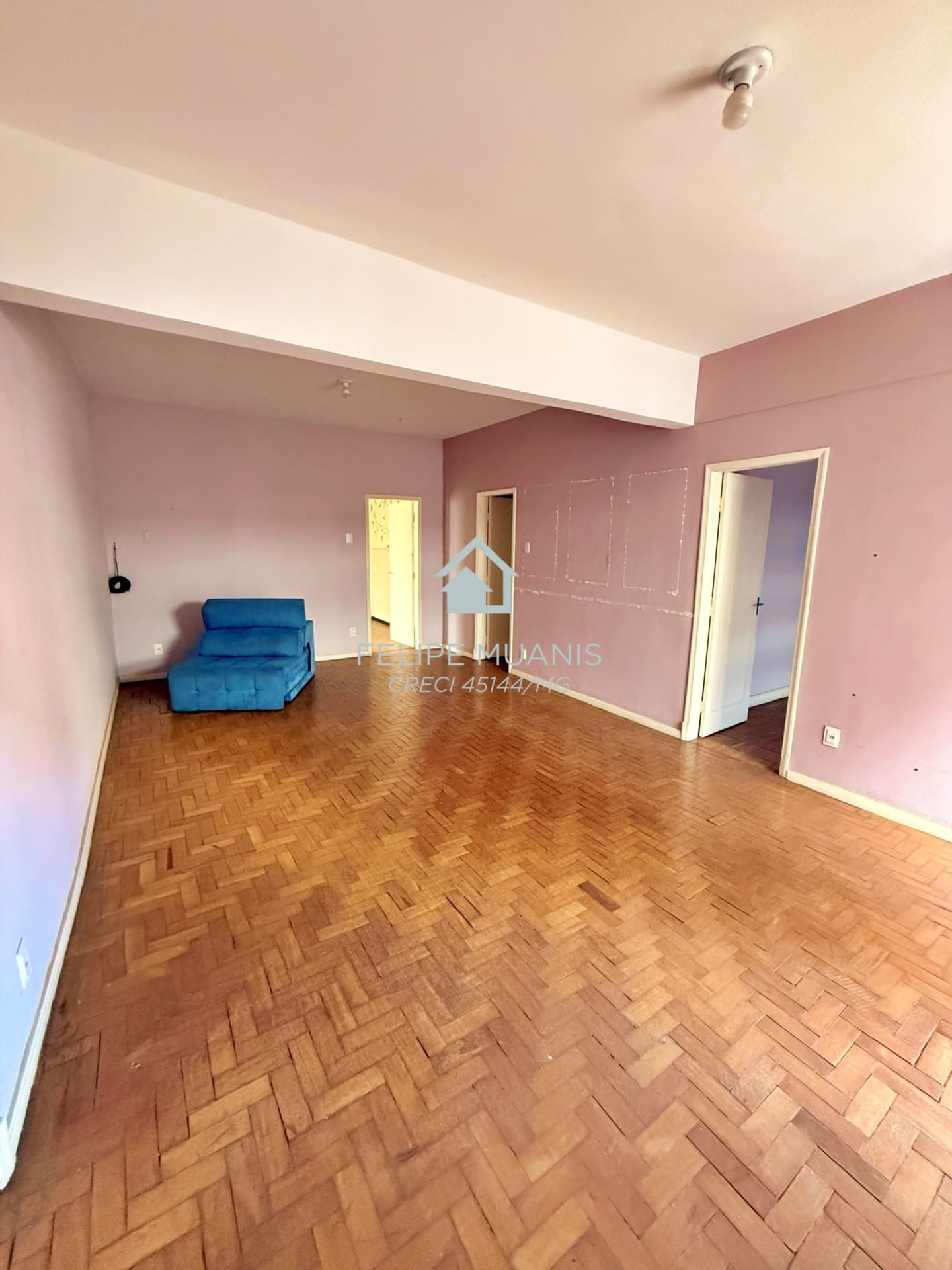 Apto de 235 m² no Bairro Palmeiras | Sem Condomínio