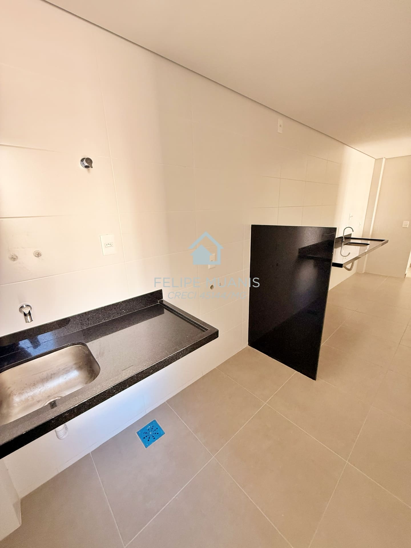 10 71m² no Santo Antônio: 04 unidades disponíveis no Edifício Jardim das Rosas. Escolha o seu andar.