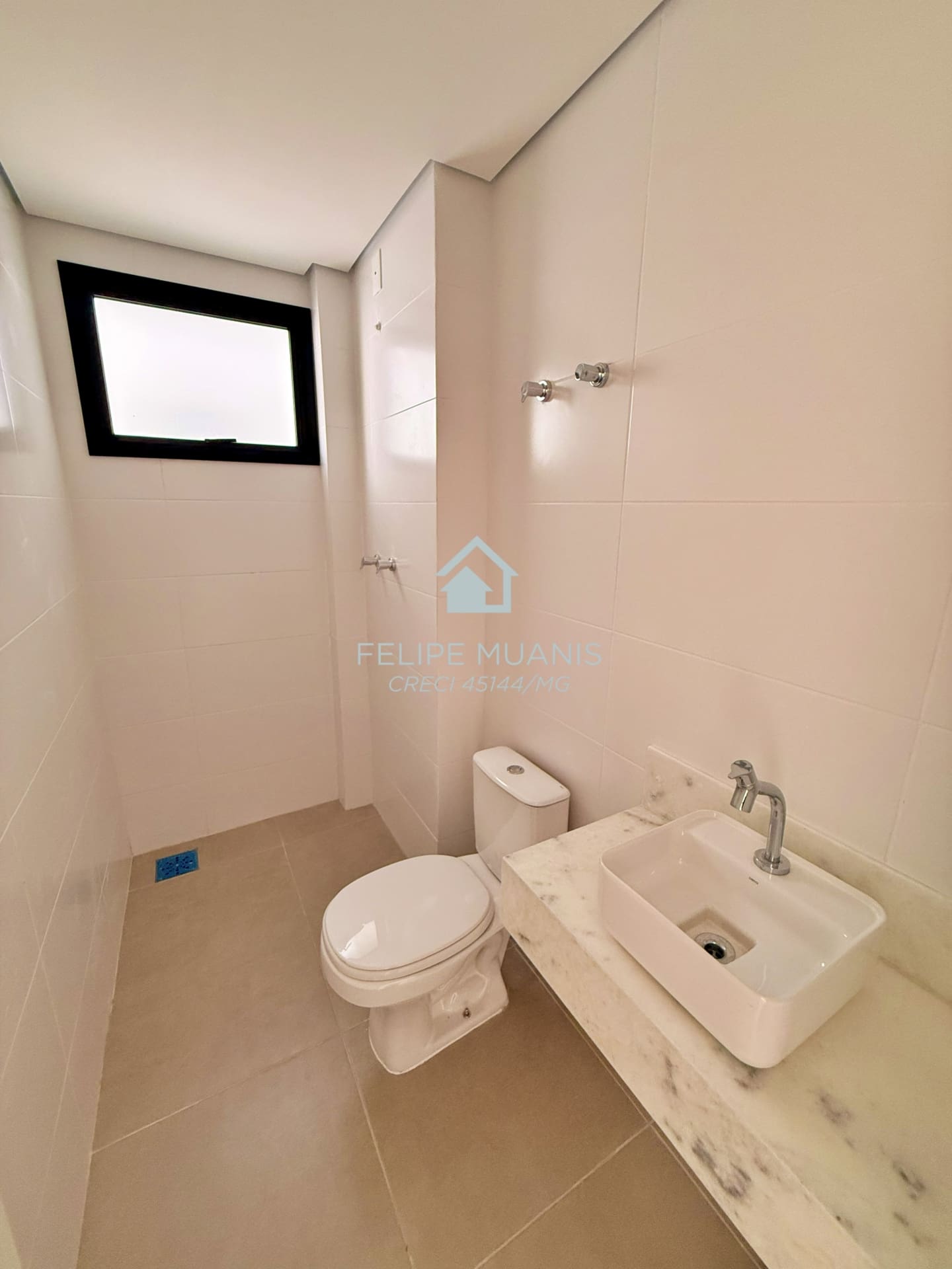 15 71m² no Santo Antônio: 04 unidades disponíveis no Edifício Jardim das Rosas. Escolha o seu andar.