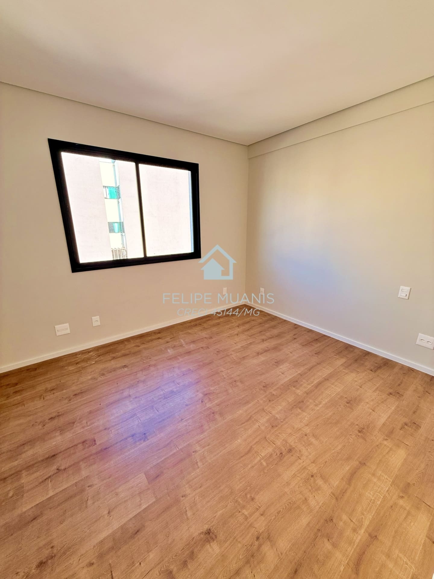 16 71m² no Santo Antônio: 04 unidades disponíveis no Edifício Jardim das Rosas. Escolha o seu andar.