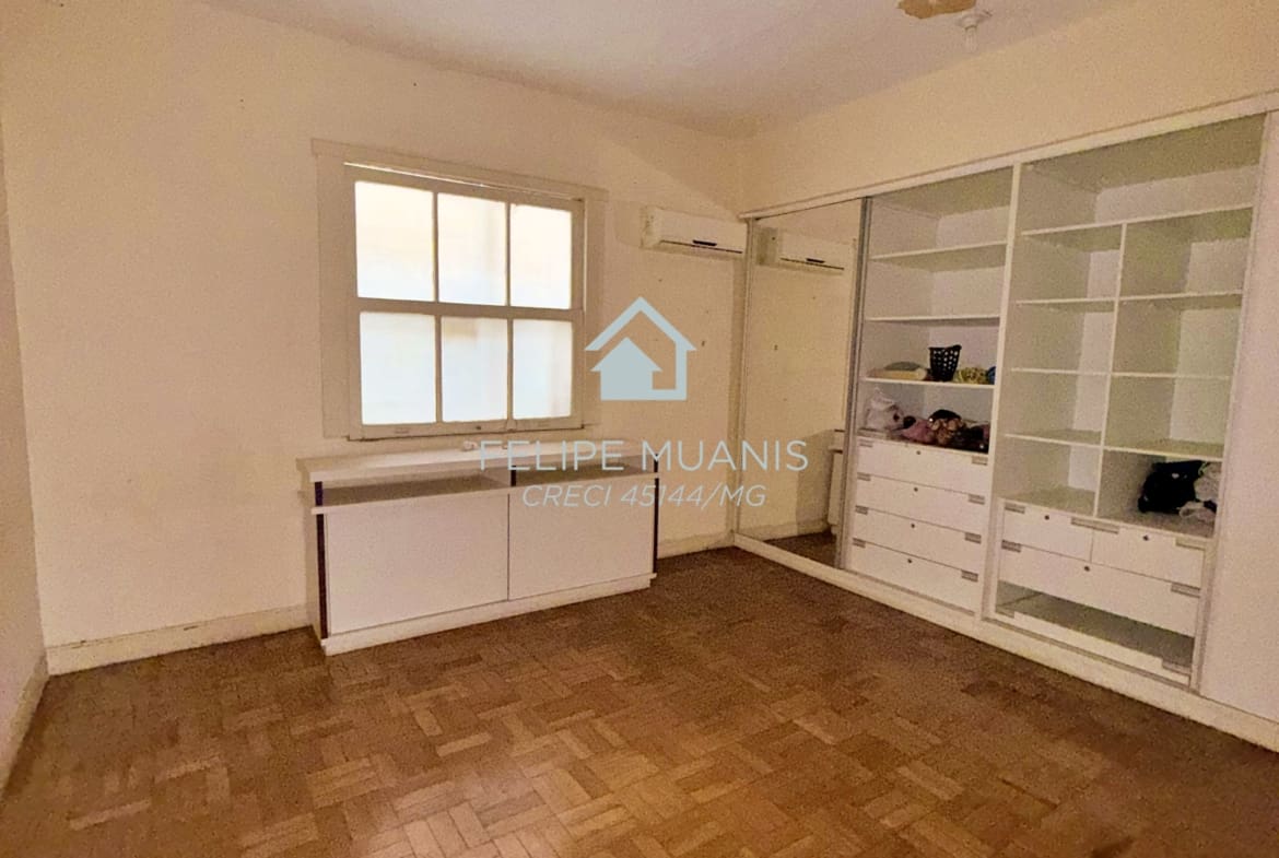 Apto de 235 m² no Bairro Palmeiras | Sem Condomínio