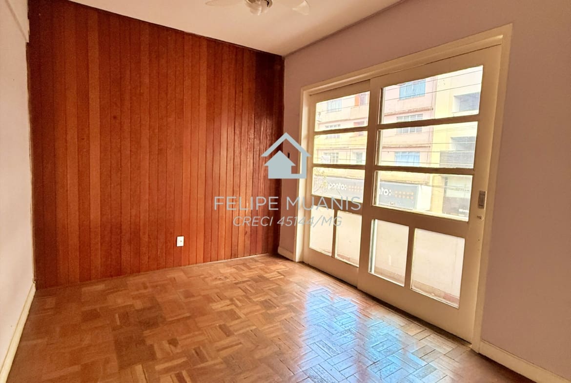 Apto de 235 m² no Bairro Palmeiras | Sem Condomínio