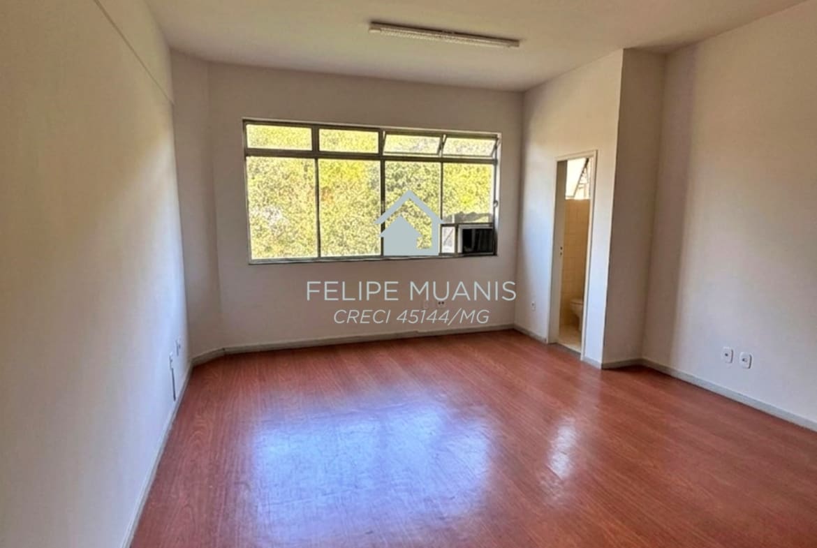Espaço estratégico para o seu negócio no Centro de Ponte Nova. 📍