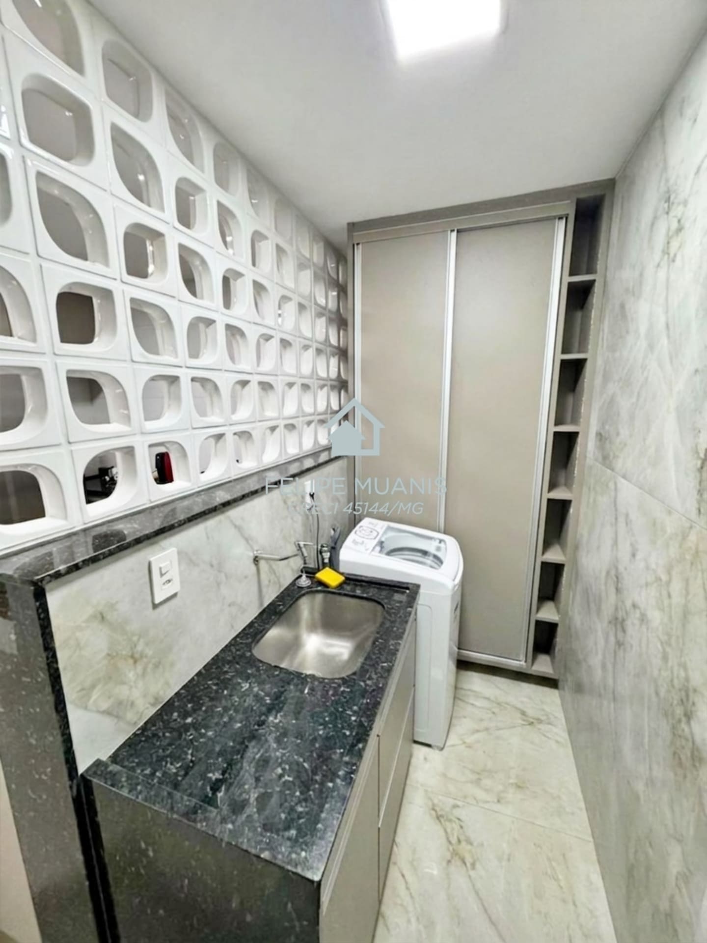 6 Apartamento 96m² no Bairro Jardim com elevador.