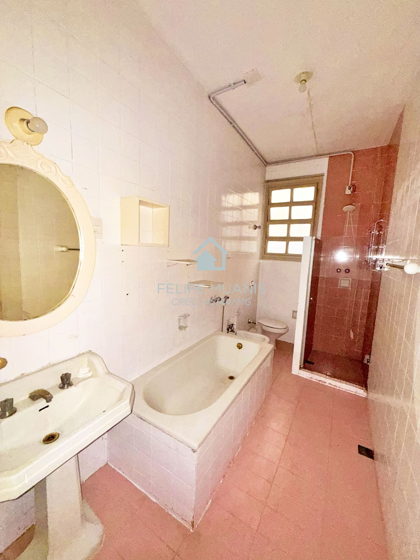 Apto de 235 m² no Bairro Palmeiras | Sem Condomínio