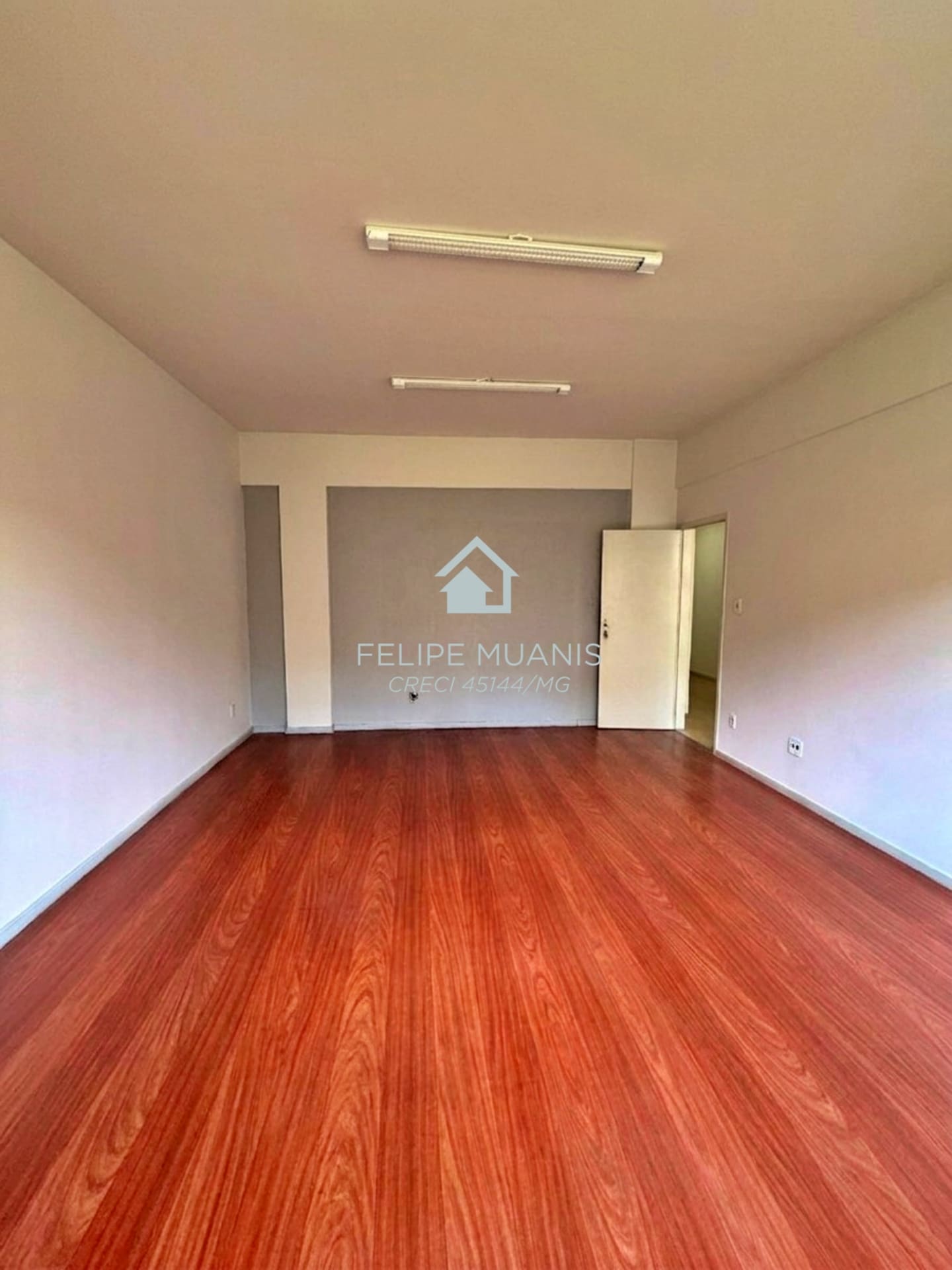 6 Espaço estratégico para o seu negócio no Centro de Ponte Nova. 📍