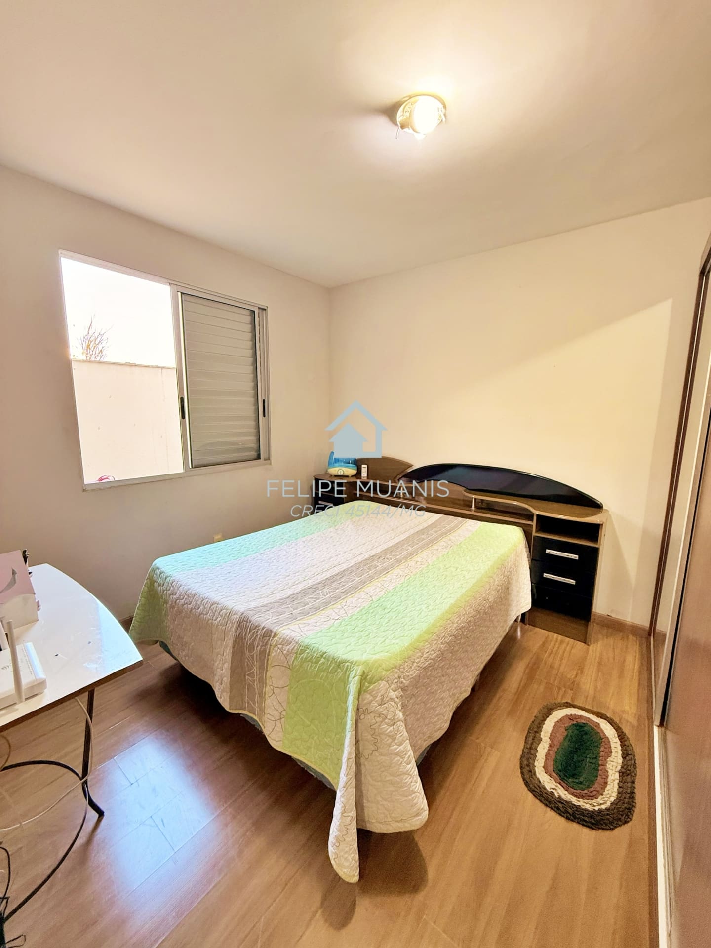 Apartamento Térreo/1º Andar com 3 Áreas Externas no Bairro Guarapiranga!