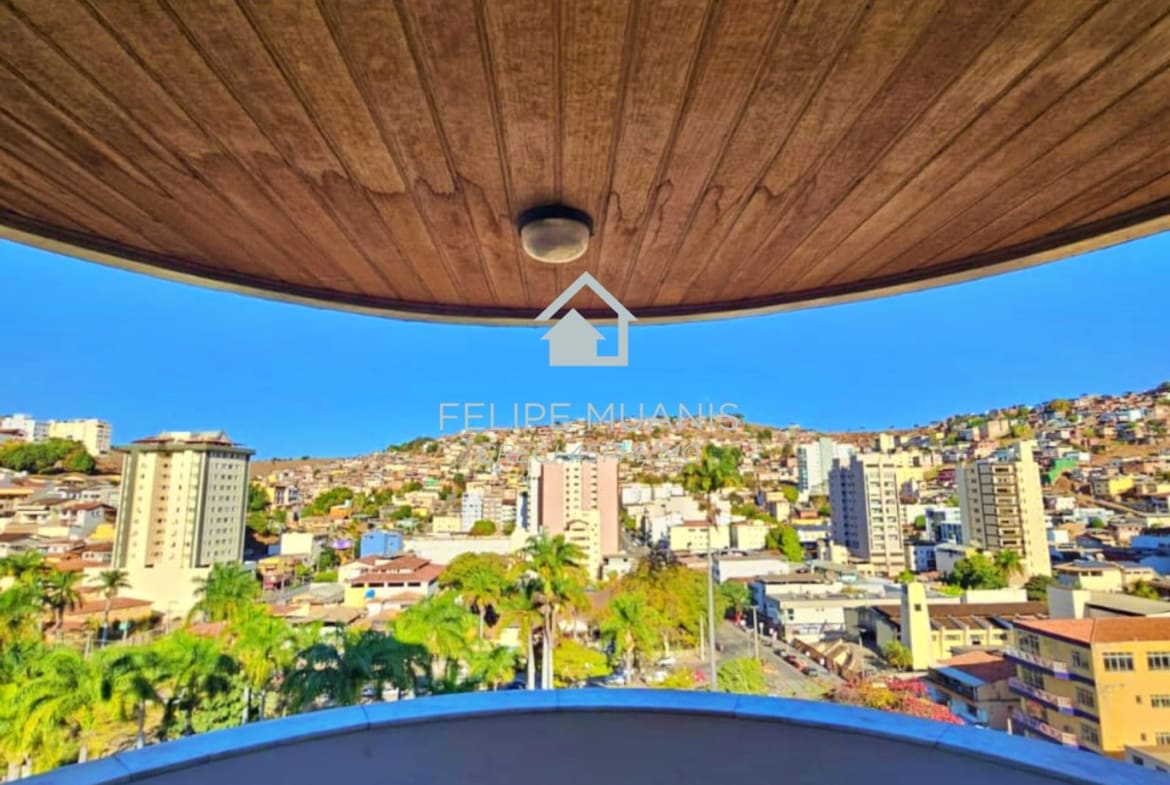 135m² no 11º andar com Vista Definitiva para a Praça de Palmeiras 📍