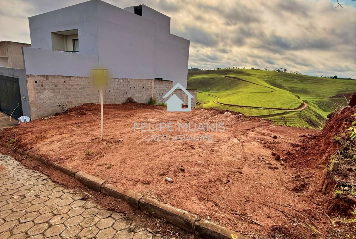 LOTE COM VISTA