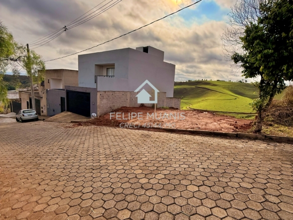 LOTE COM VISTA