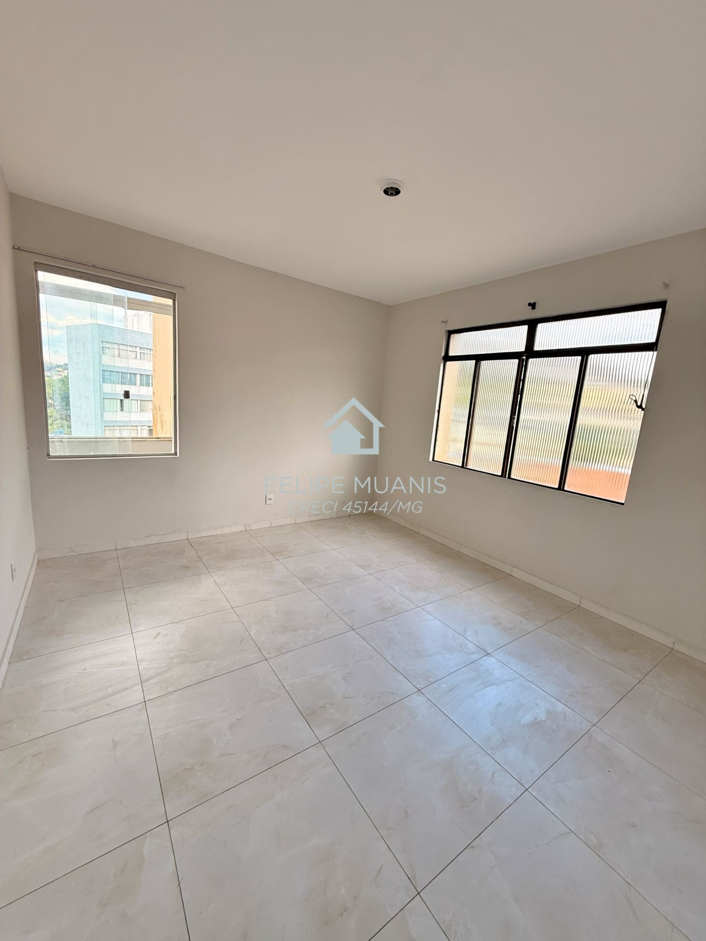 🏡 ESPAÇO, CONFORTO E LOCALIZAÇÃO PRIVILEGIADA NO CENTRO! ✨