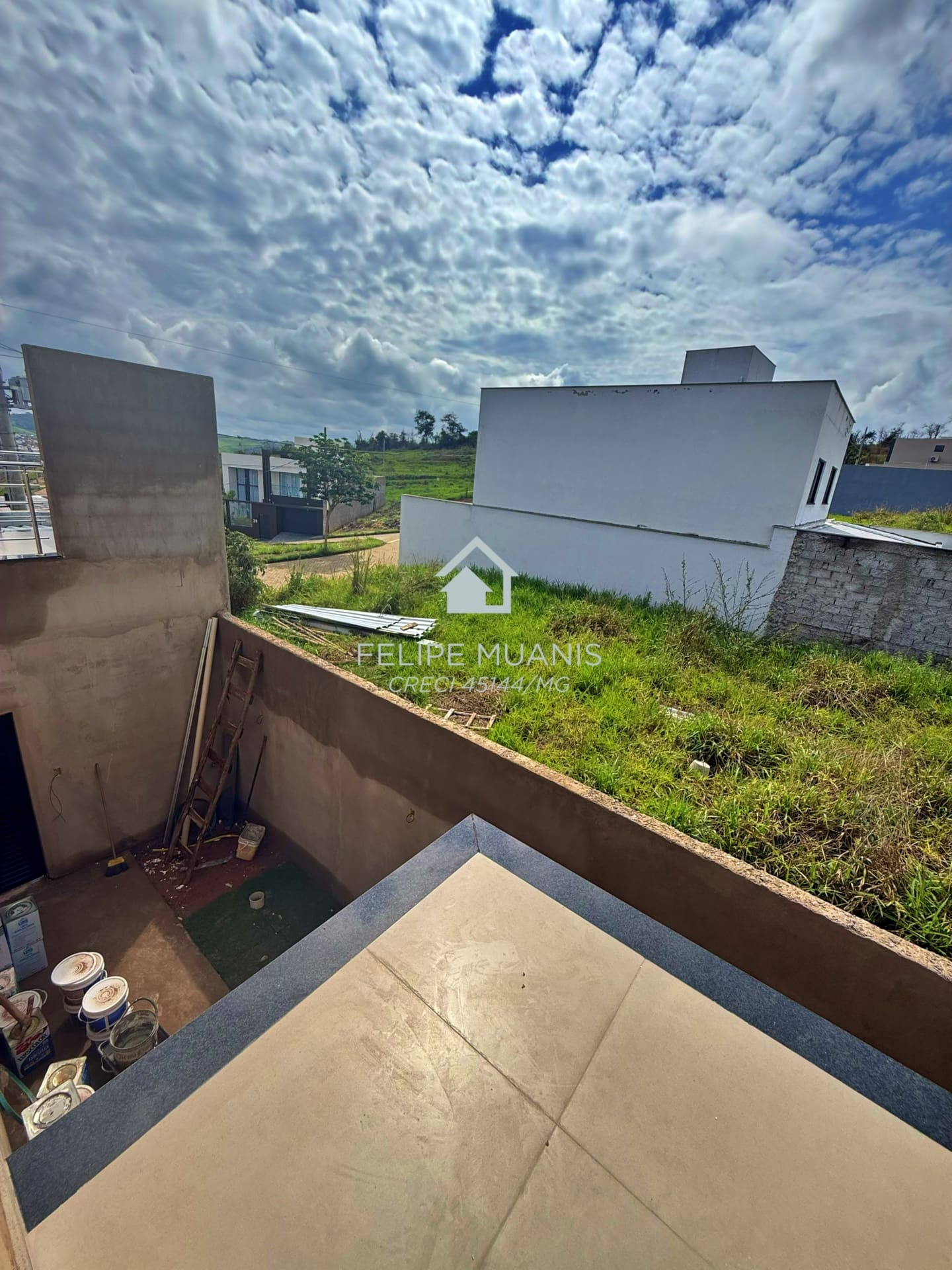 🏡 SOFISTICAÇÃO, MODERNIDADE E UMA VISTA DE TIRAR O FÔLEGO! ✨
