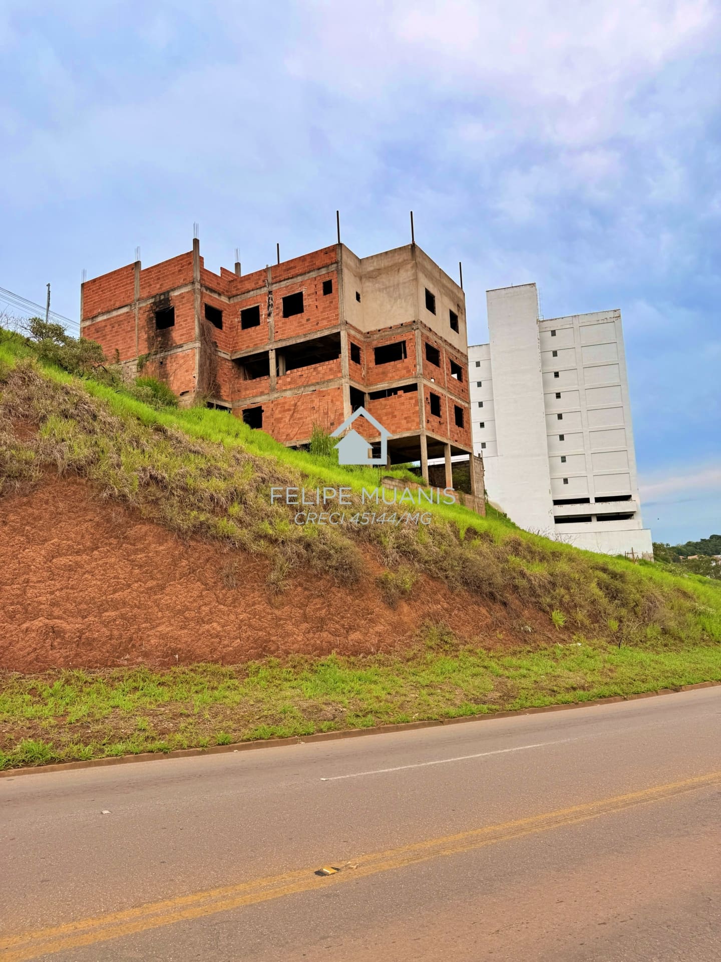 CONSTRUÇÃO