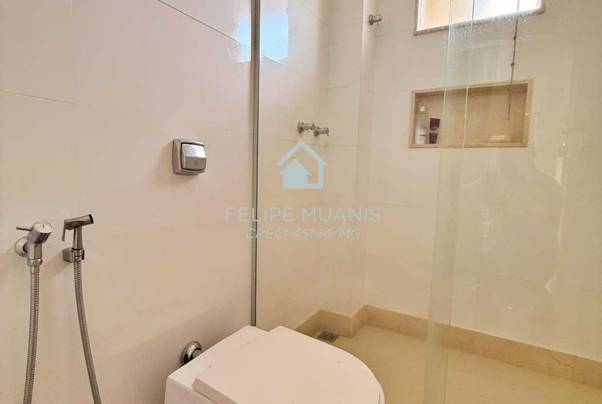 ✨ SOFISTICAÇÃO, CONFORTO E UMA VISTA PANORÂMICA PARA CHAMAR DE SUA! 🏡