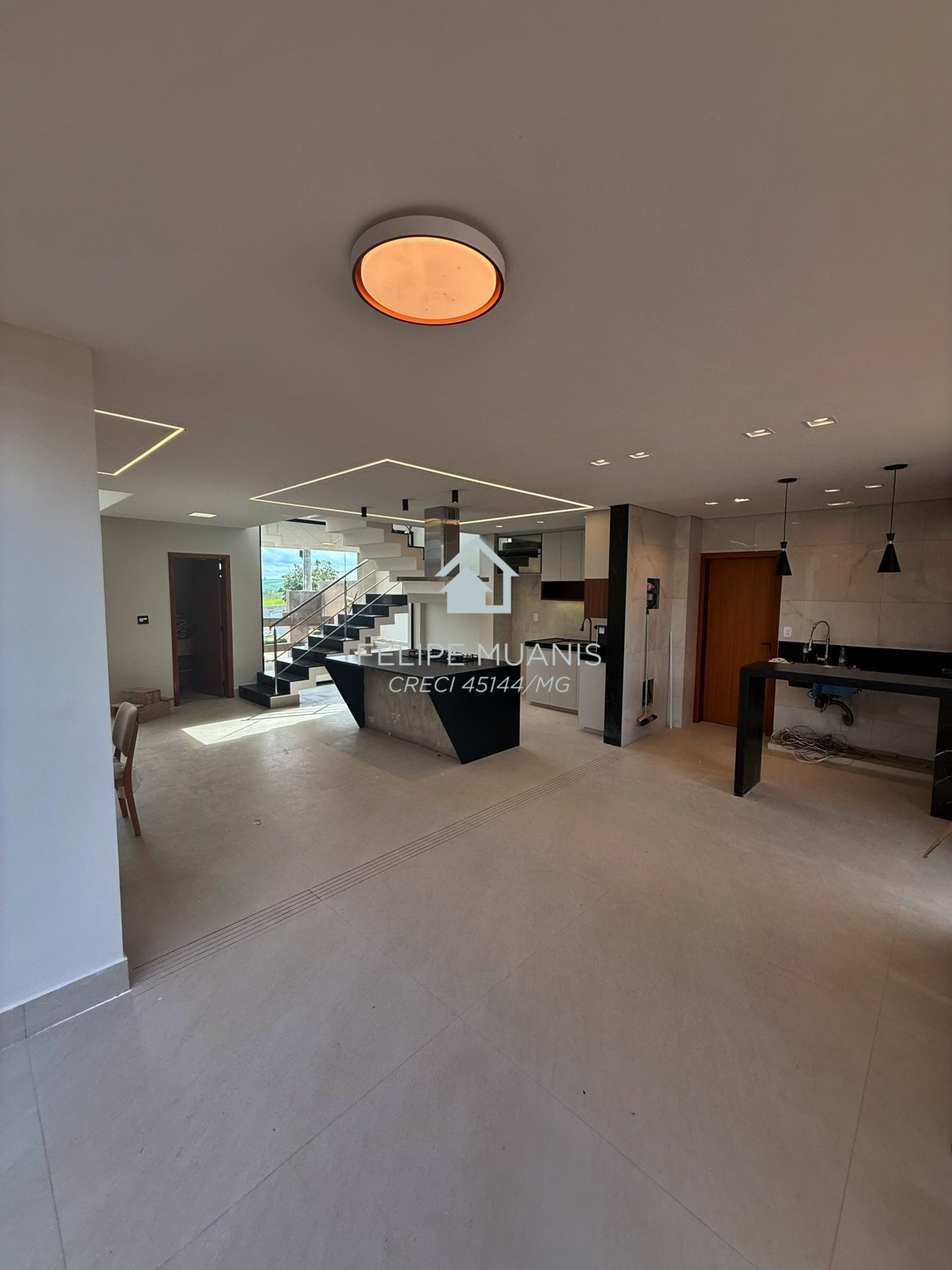 🏡 SOFISTICAÇÃO, MODERNIDADE E UMA VISTA DE TIRAR O FÔLEGO! ✨