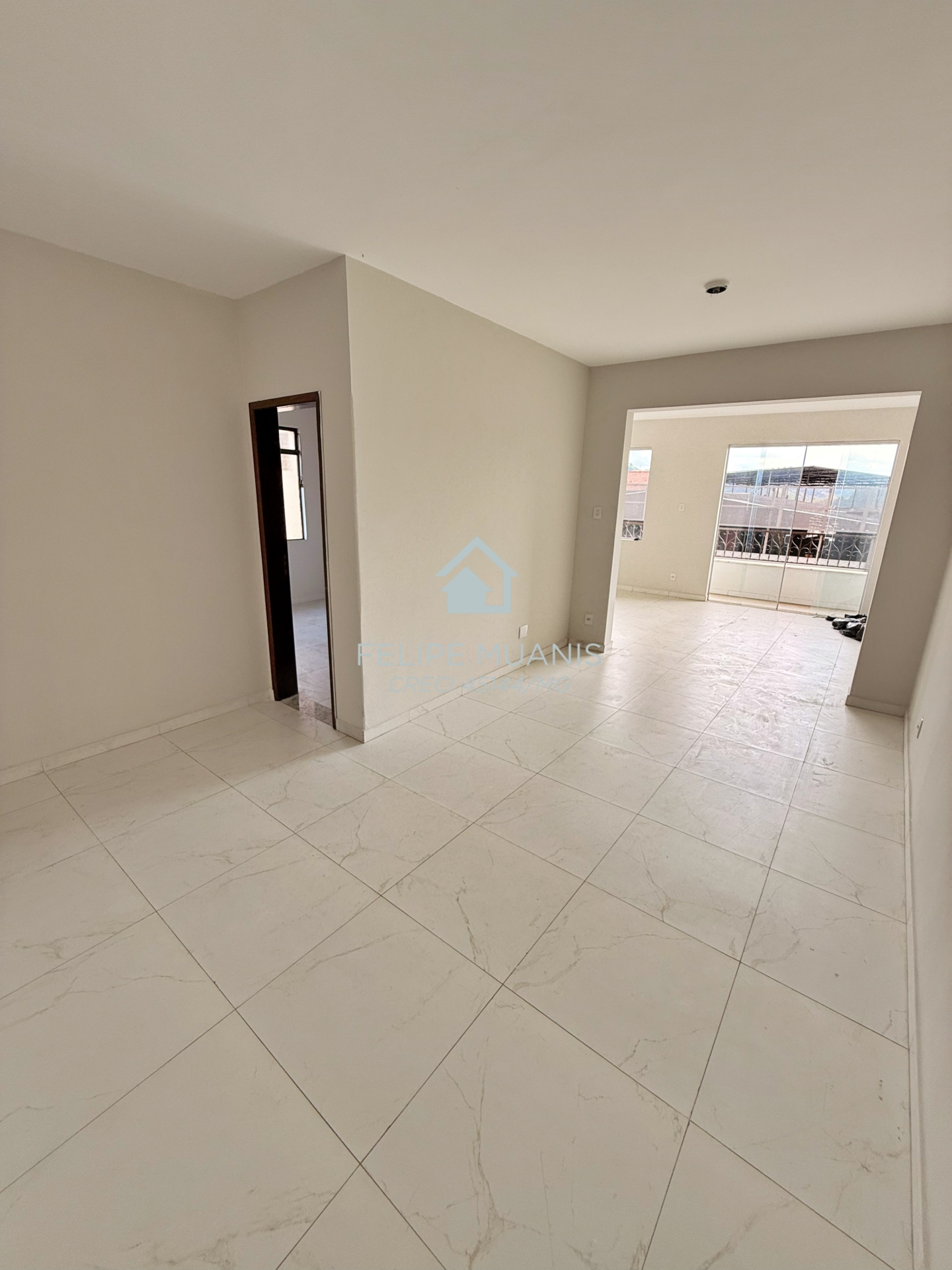 🏡 ESPAÇO, CONFORTO E LOCALIZAÇÃO PRIVILEGIADA NO CENTRO! ✨