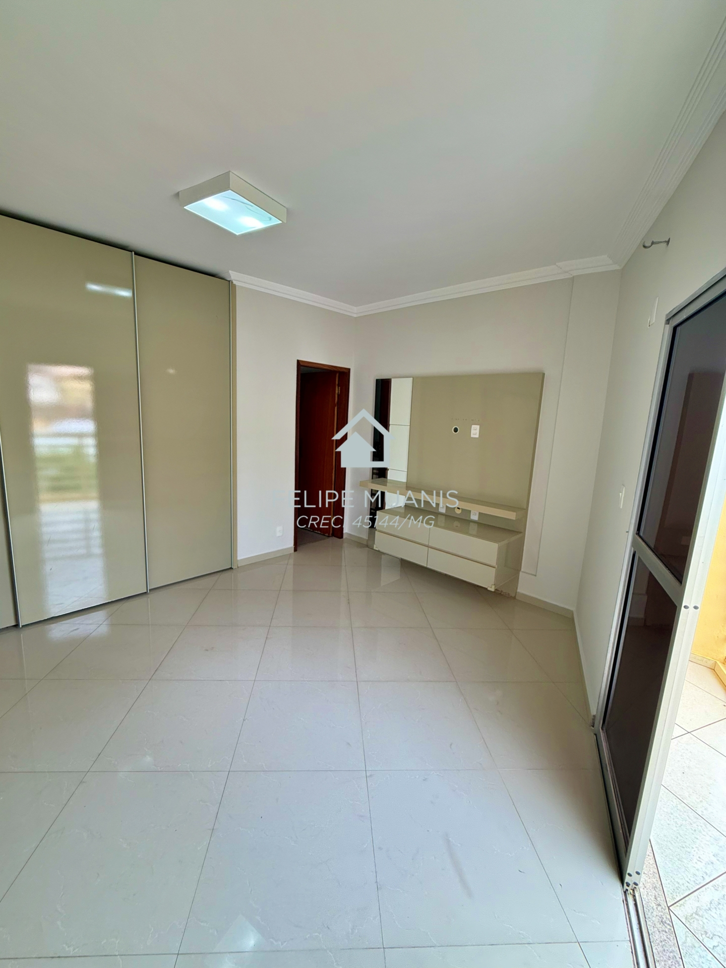 🏡 137M², VISTA DEFINITIVA E ZERO CONDOMÍNIO! ✨