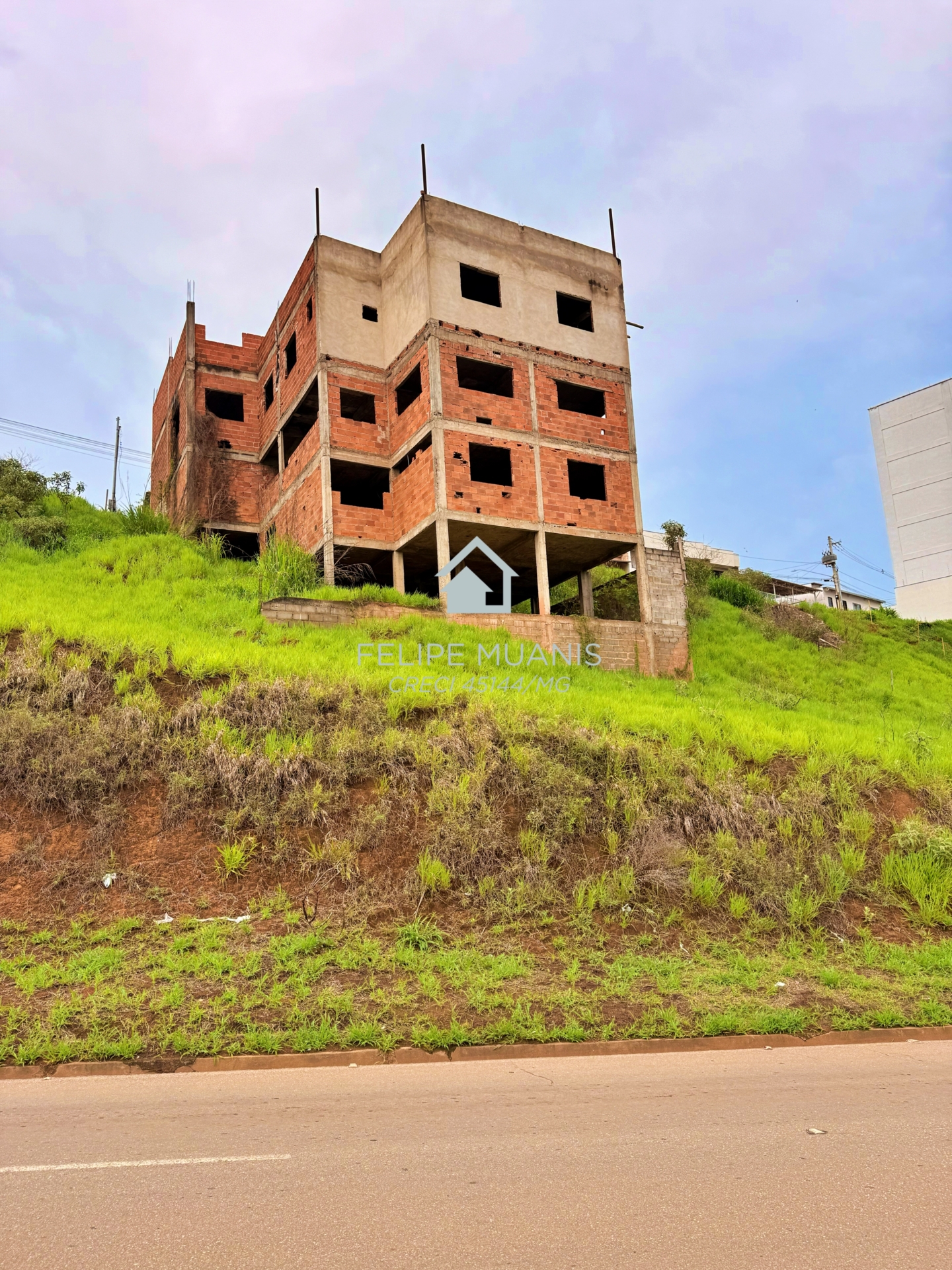 CONSTRUÇÃO